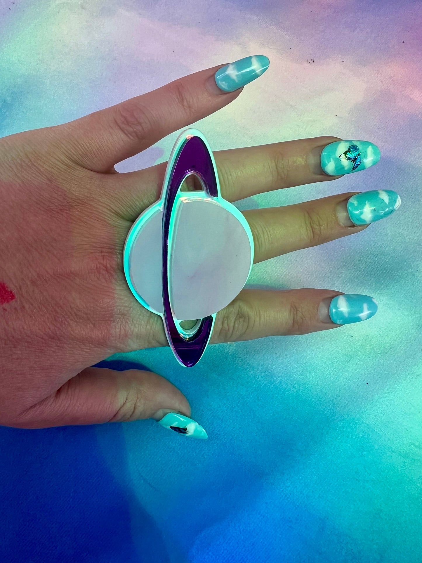 Saturn holographic Ring