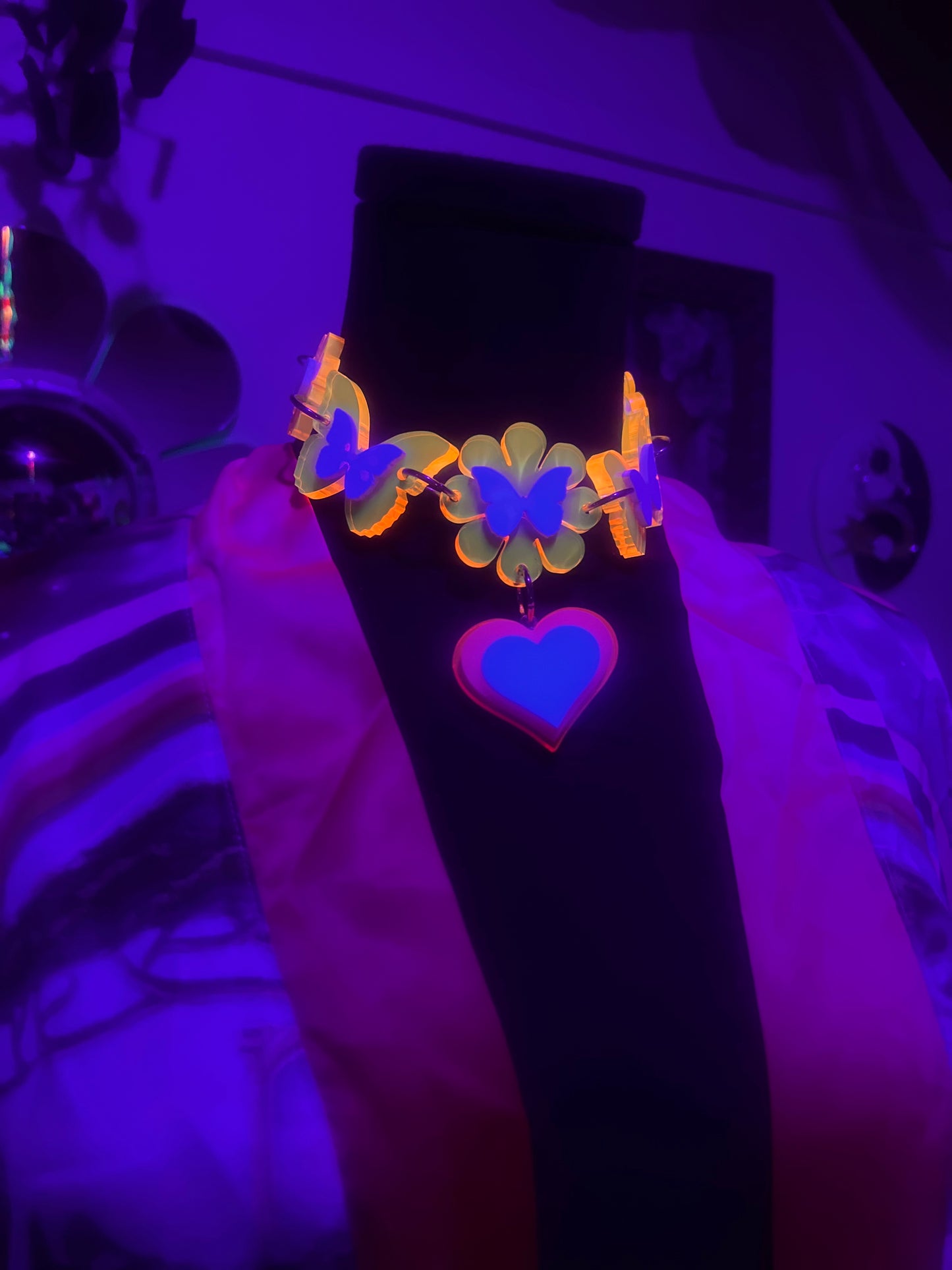Neon Butterfly dreams Flower love 🩷🌸🌼 Drip choker (one of a kind) uv reactive