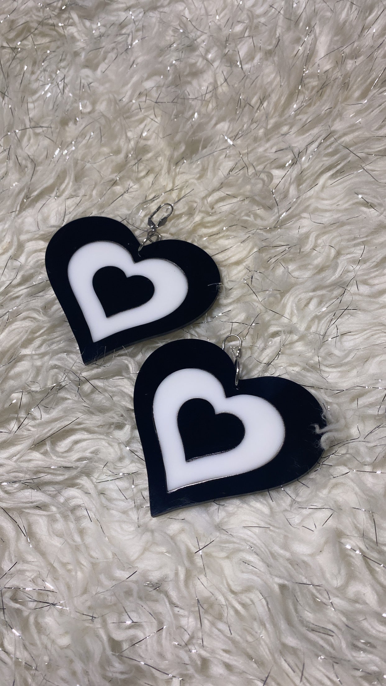 Black And White Heart Love Earrings