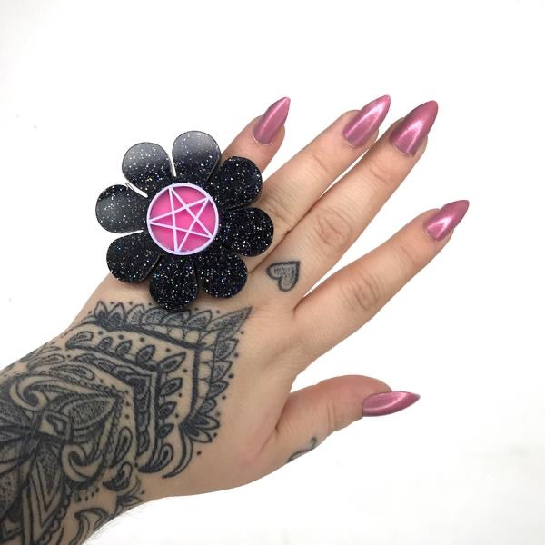 Pentacle Flower Power Ring