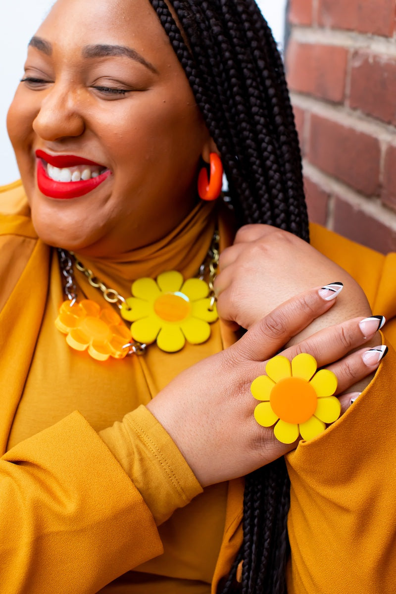Sunshine Flower Power Necklace & Ring Set