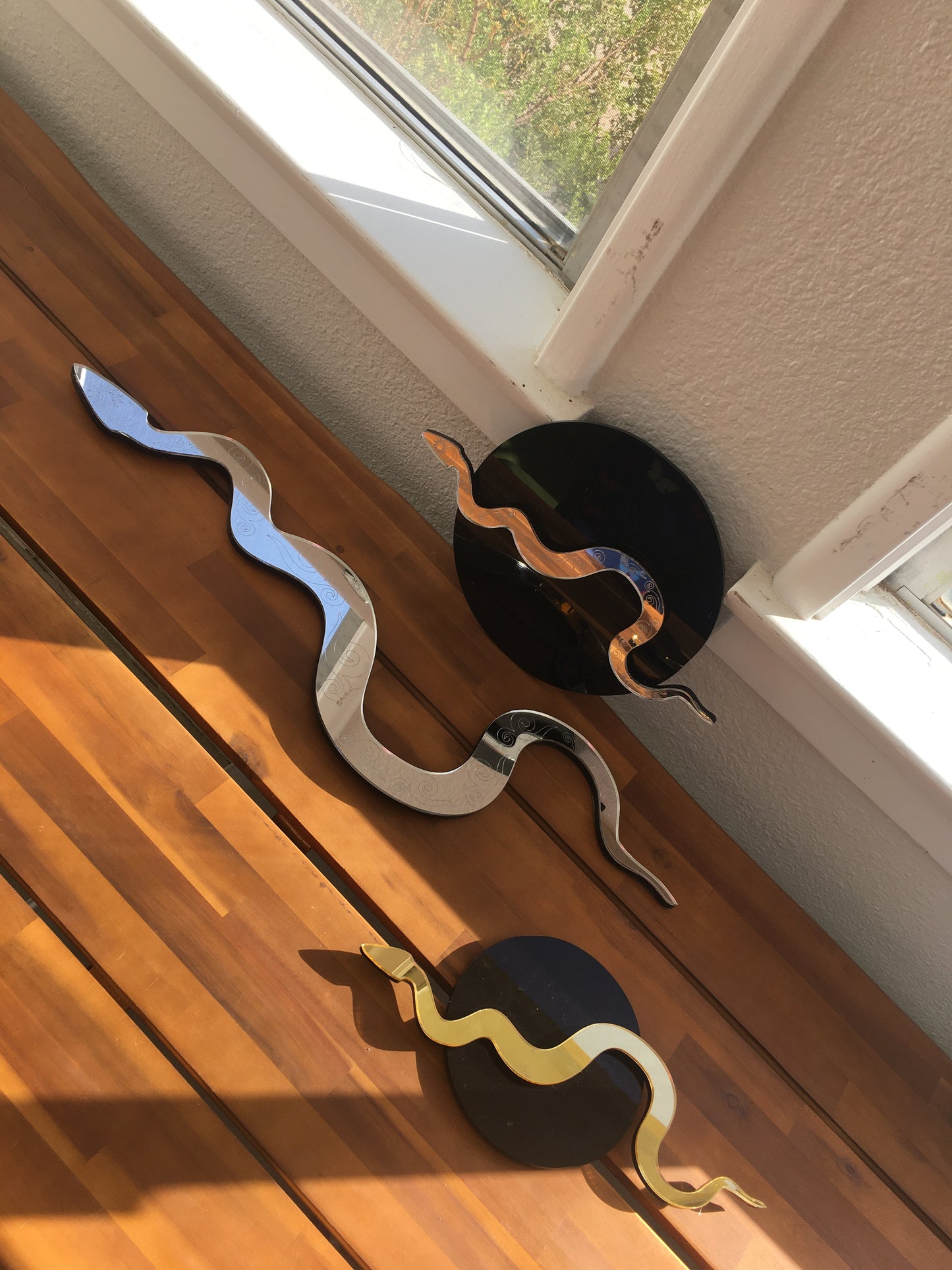 Snake wall piece
