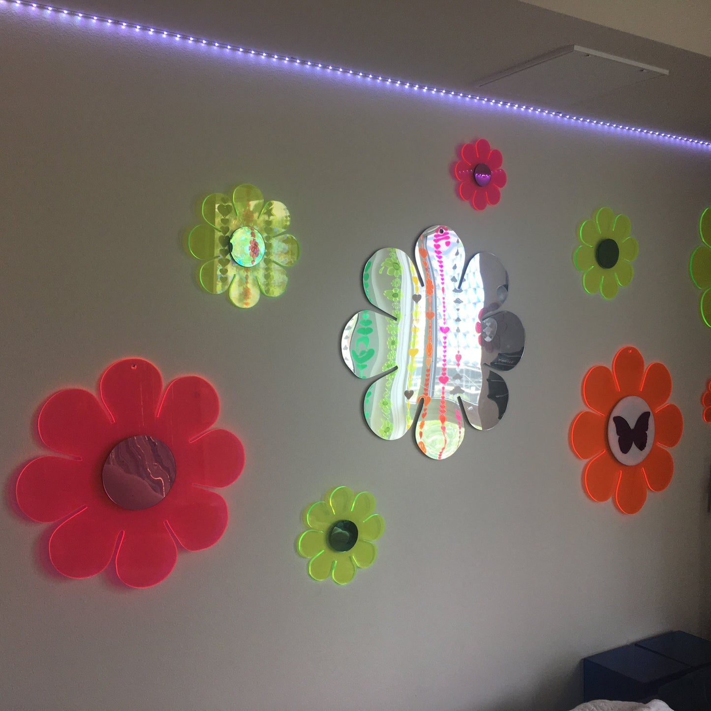 Yinyang Neon Flower mirror