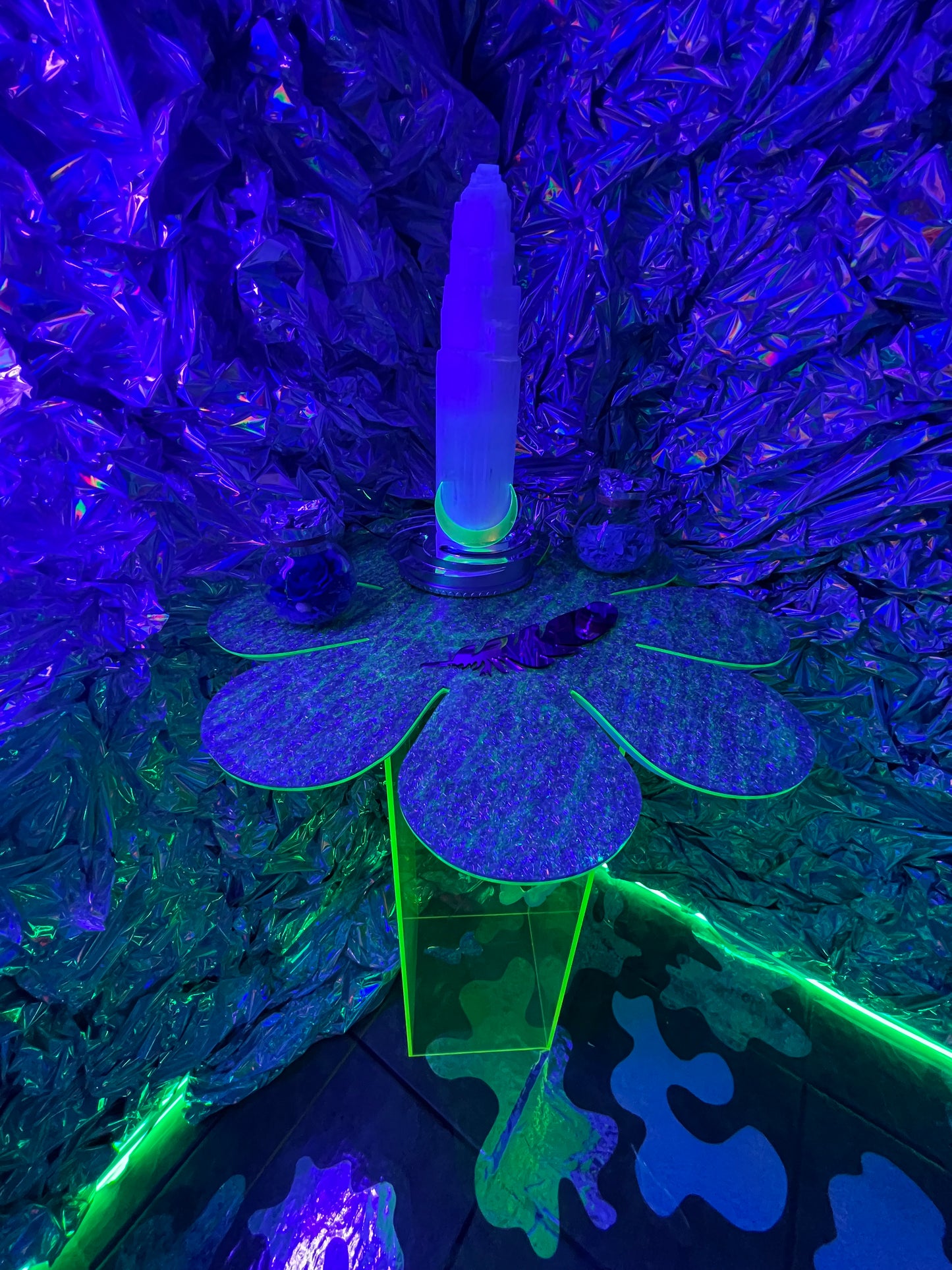 Neon Flower power table (one of a kind) 🌸🪩🌈