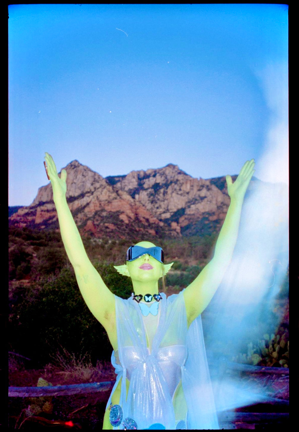 Gothic Fairy butterfly collar 🦋 choker (uv reactive)