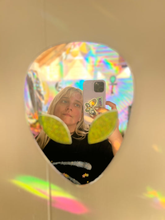 Neon Alien Mirror 👽 UV reactive