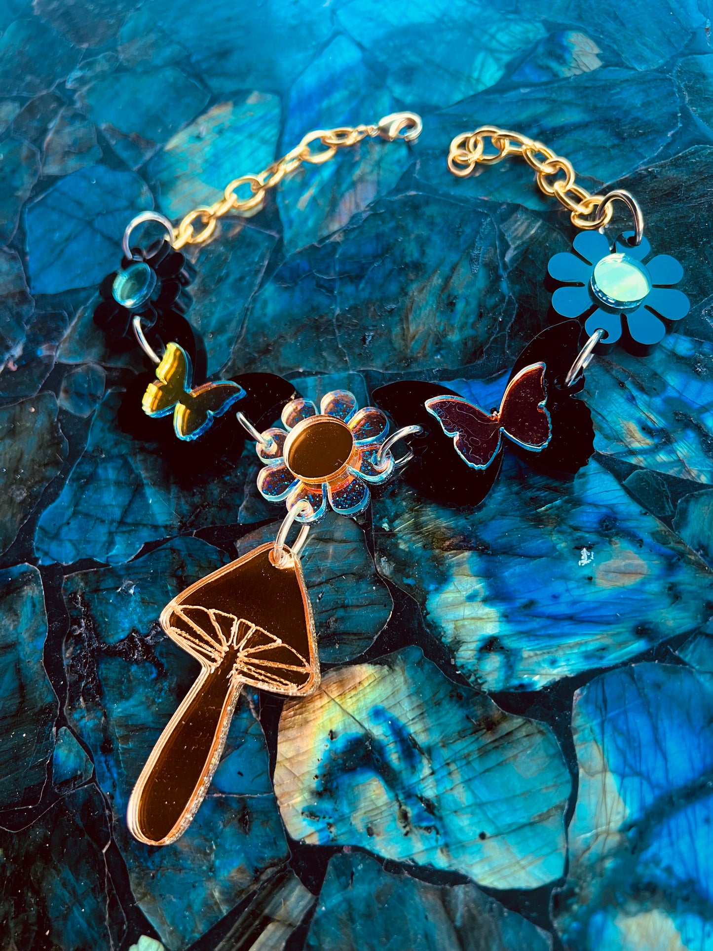 Golden Mushroom Drip choker 🍄‍🟫 (one of a kind)