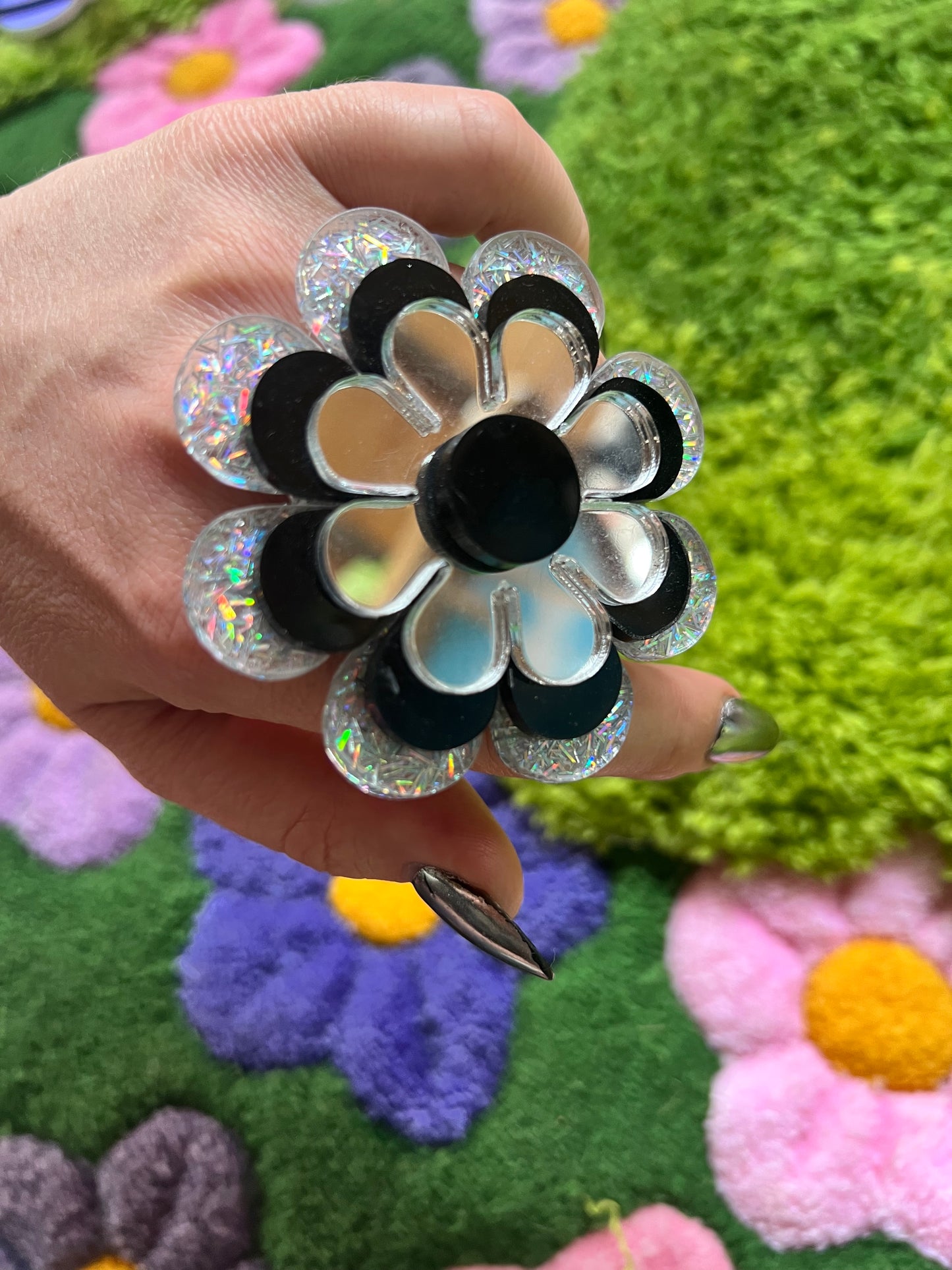 Triple Flower Power Ring 🌸🖤