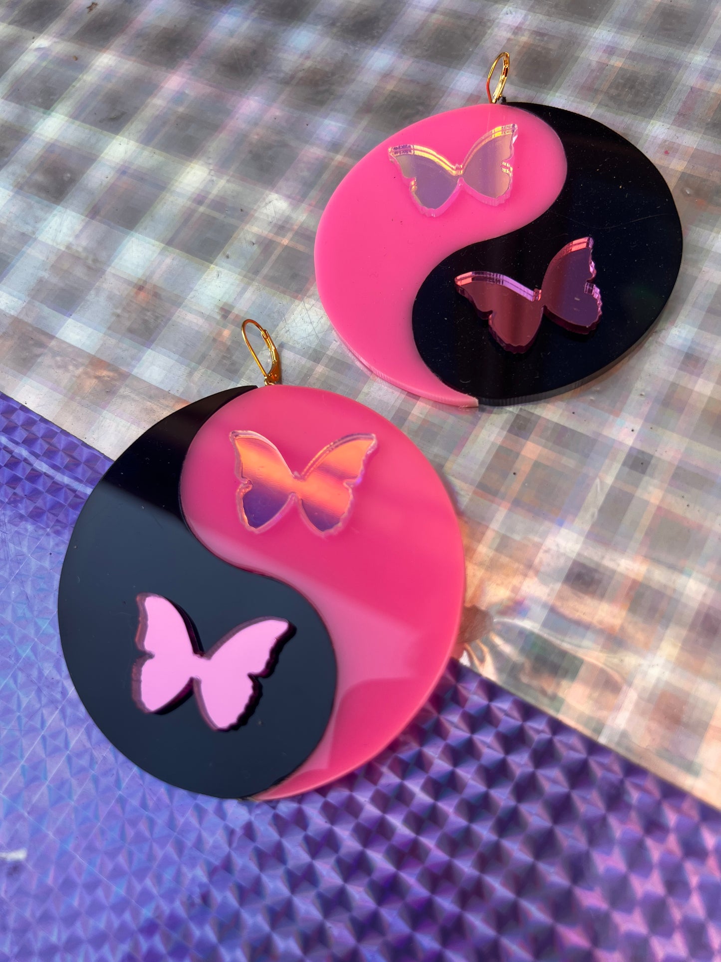 Barbie Butterfly Yin Yang Earrings ☯️🦋🩷