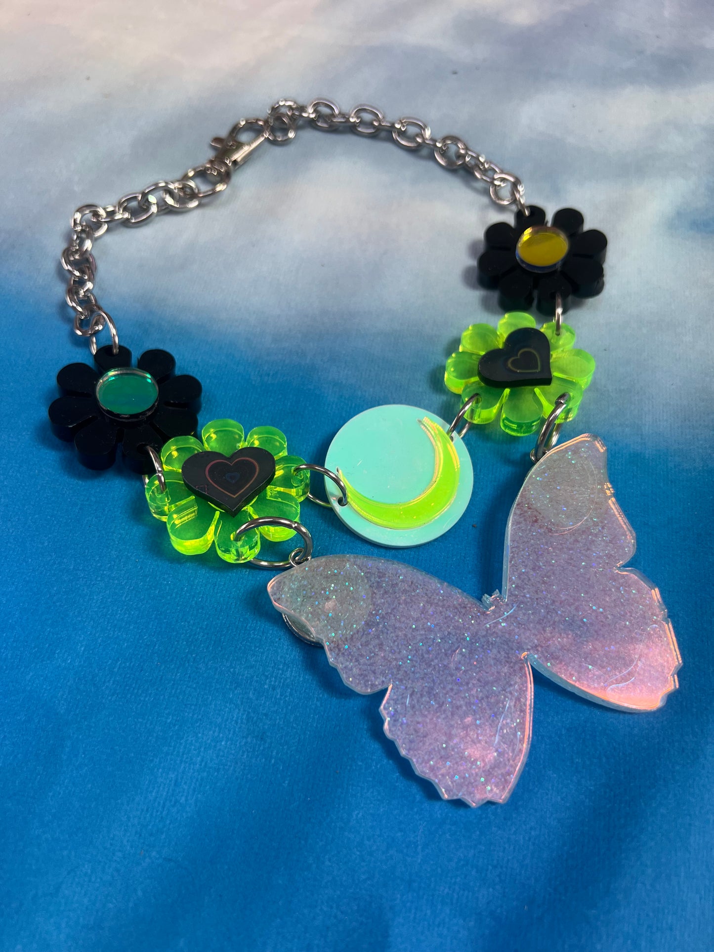 Neon Butterfly dreams collar 🦋💚 choker (one of a kind) uv reactive