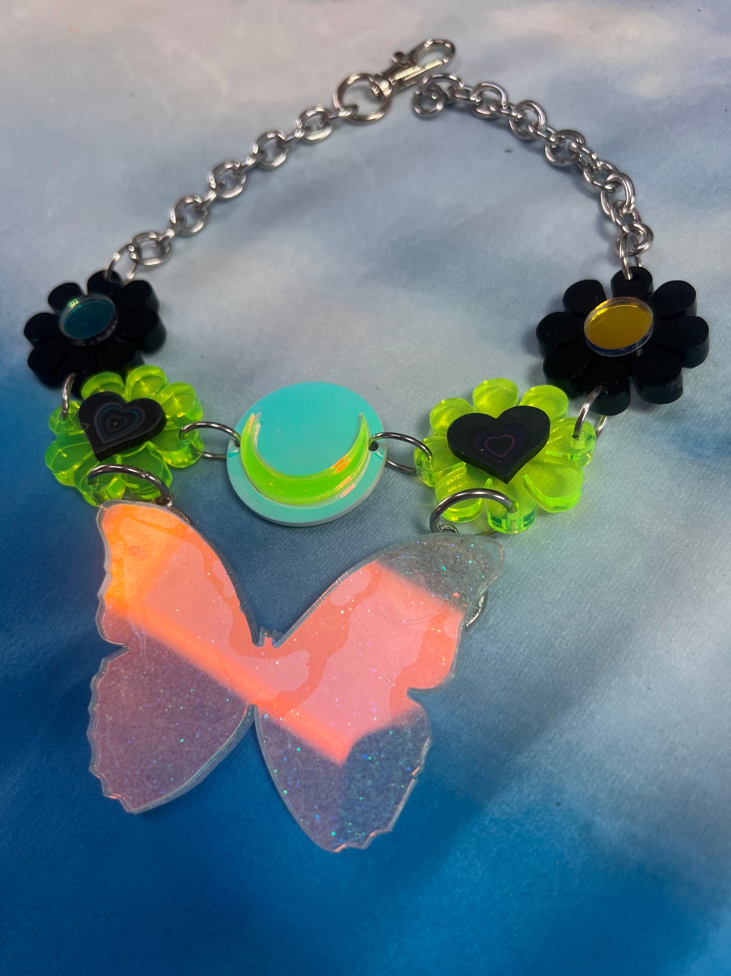 Neon Butterfly dreams collar 🦋💚 choker (one of a kind) uv reactive