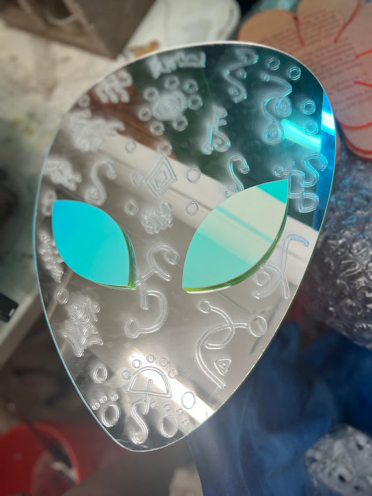 Neon Alien artifact Mirror 👽 UV reactive ⭐️💿⭐️