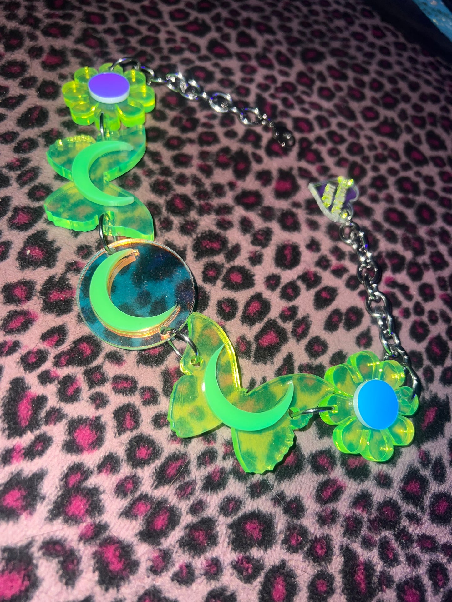 Neon Fairy 🧚🏻 dreams Butterfly Flower Choker