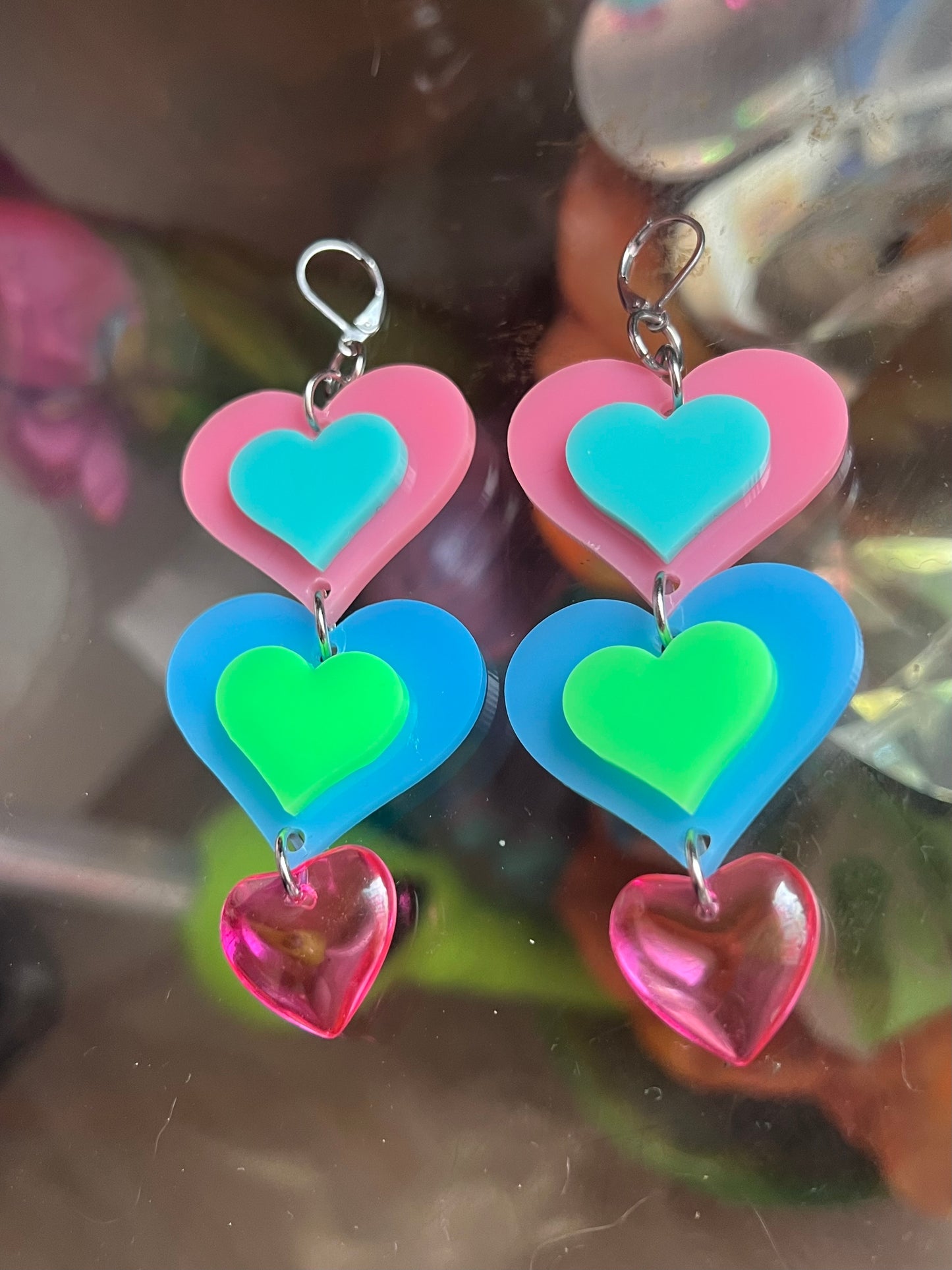 Groove is in the heart love drip 💓 Earrings (one of a kind)