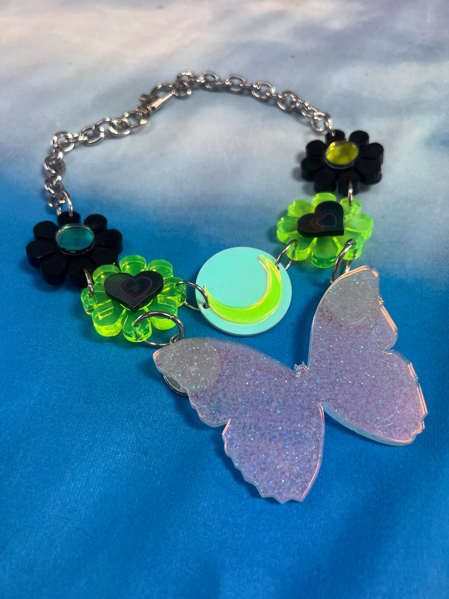 Neon Butterfly dreams collar 🦋💚 choker (one of a kind) uv reactive