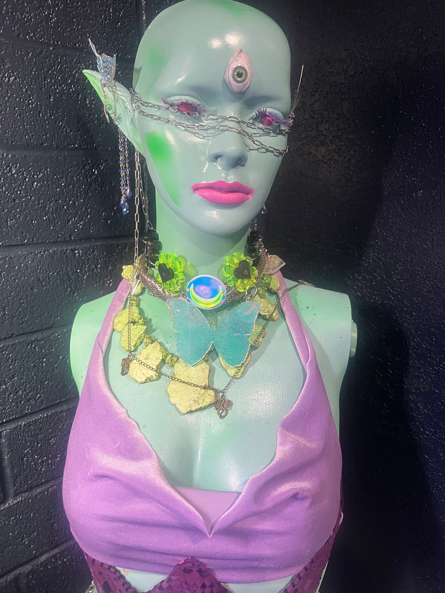 Neon Butterfly dreams collar 🦋💚 choker (one of a kind) uv reactive