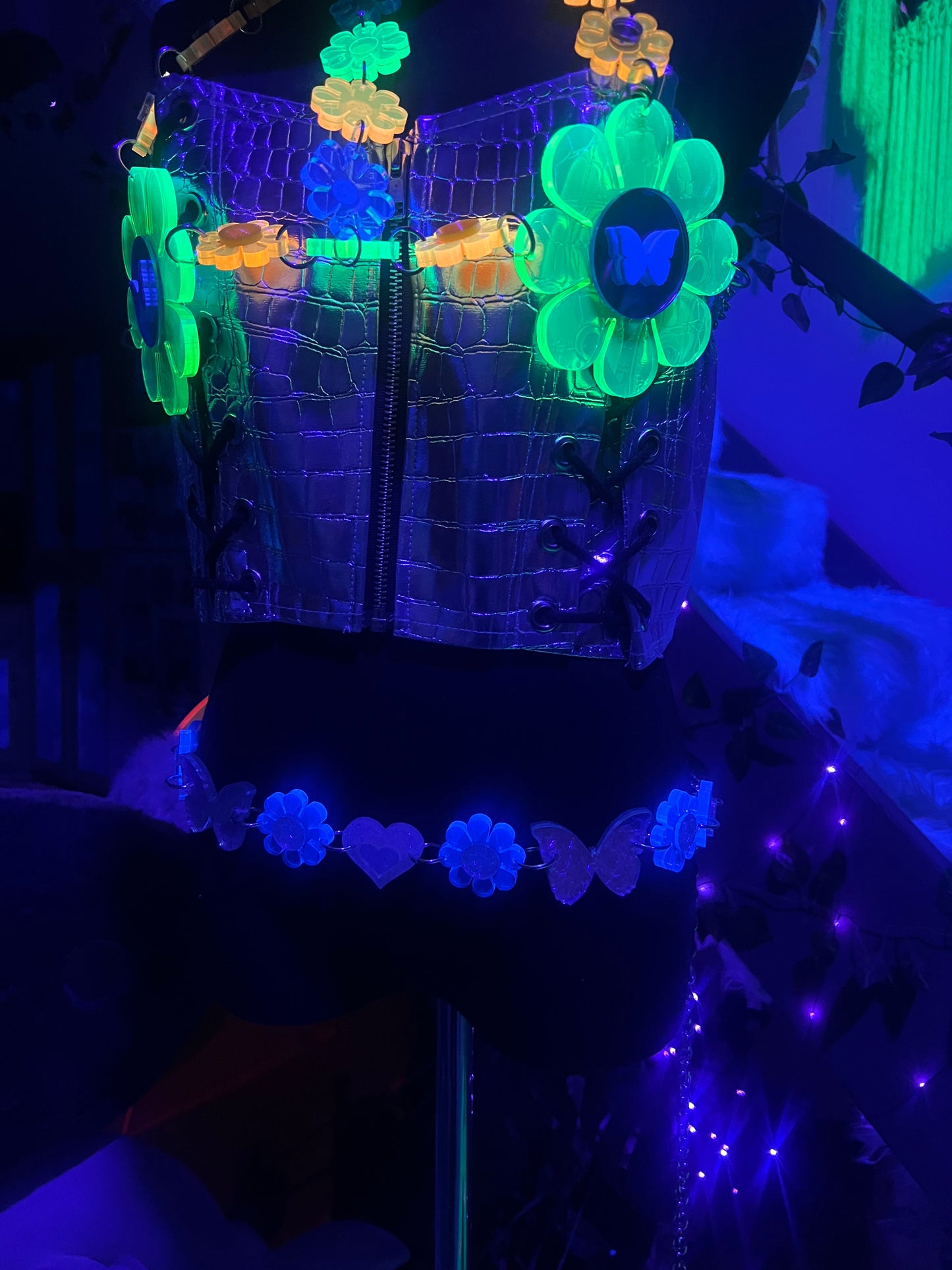 Neon Blue 🦋 Butterfly Flower Power waist Belt (one of a kind) reversible 🌸🦋🌸