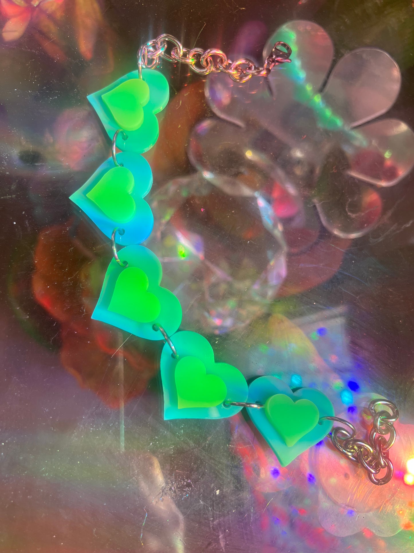 Technicolor Heart Love Choker 💚💙