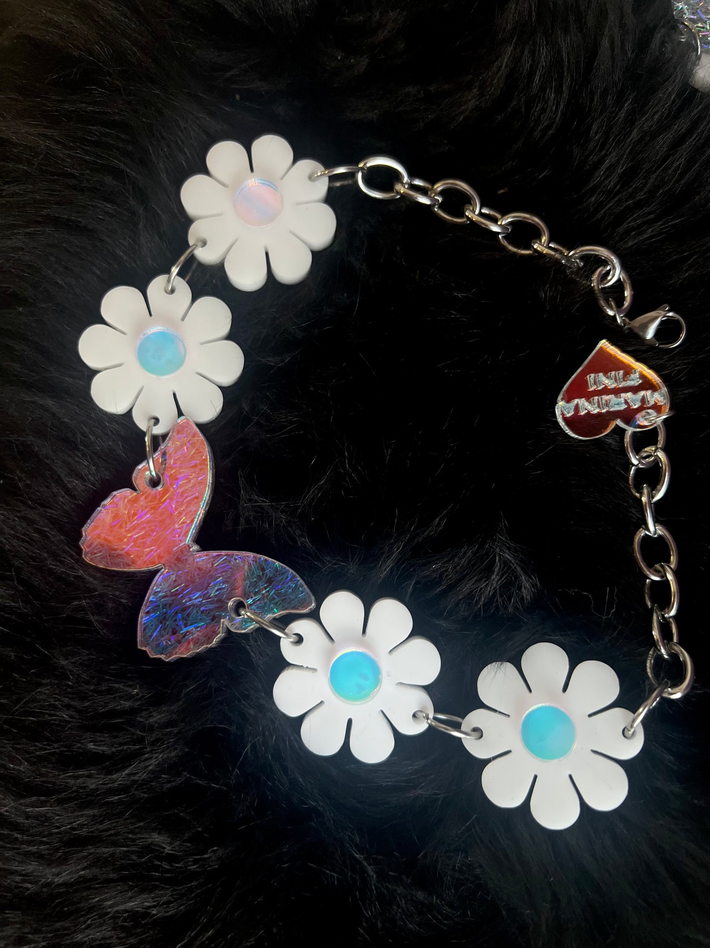 Holographic Butterfly dreams Choker