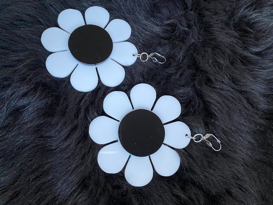 Black And White Flower Power Earrings