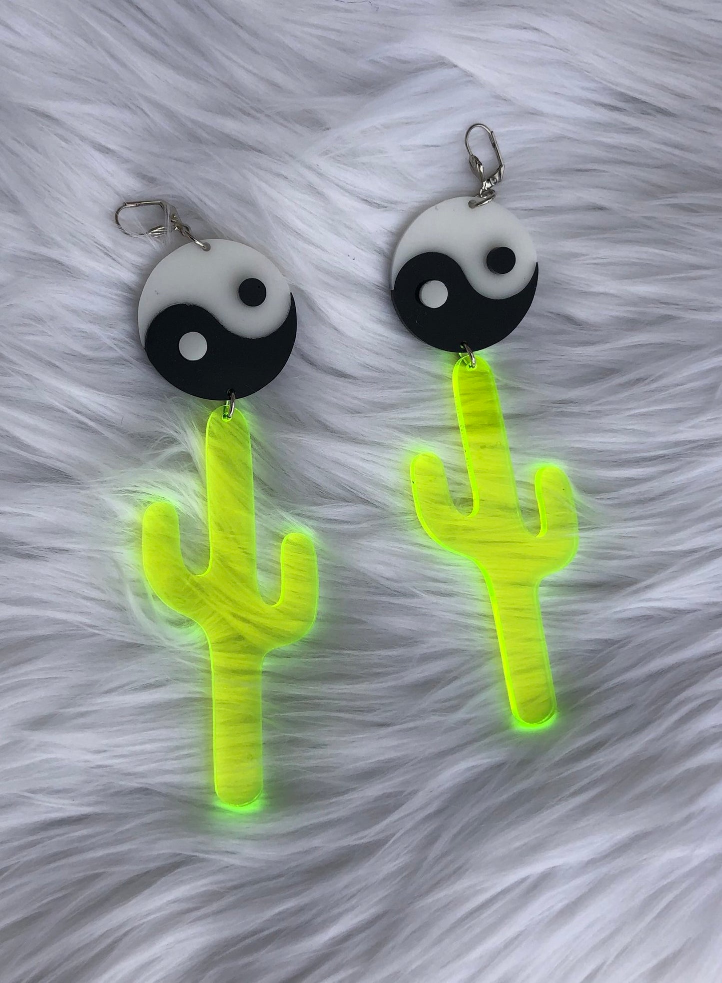 Balance in the  Desert yinyang cactus Earrings